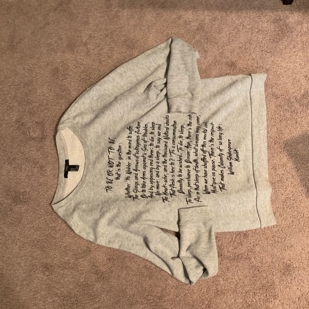 Sweatshirt
